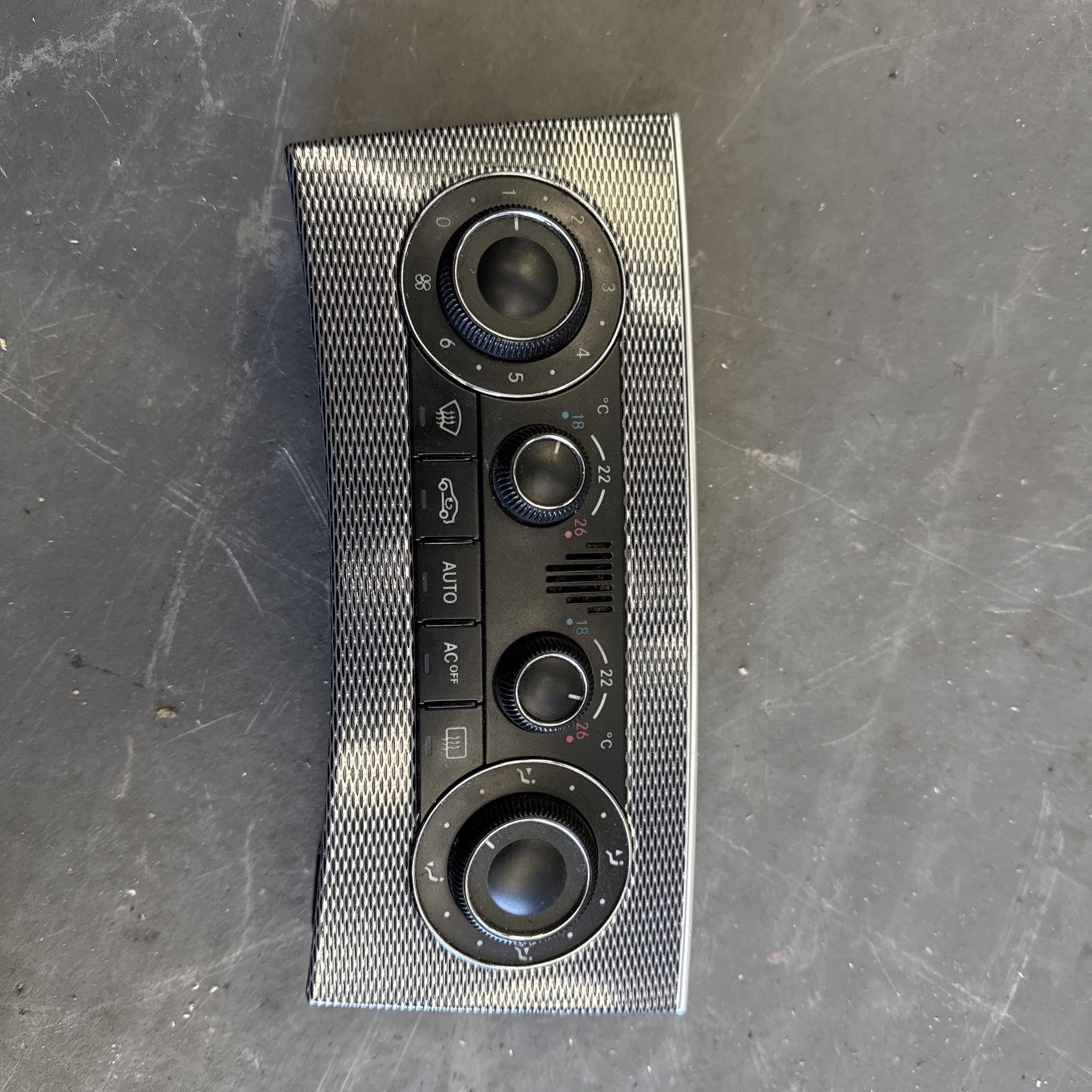 2007 MERCEDES-BENZ C CLASS W203 CLIMATE CONTROL PANEL A2038301785 #10