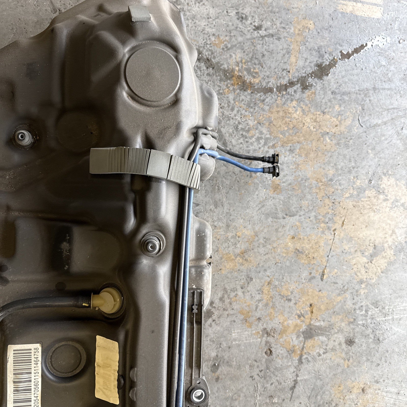 14-21 MERCEDES C CLASS C220 DSALOON W205 COMPLETE DIESEL FUEL TANK A2054705601