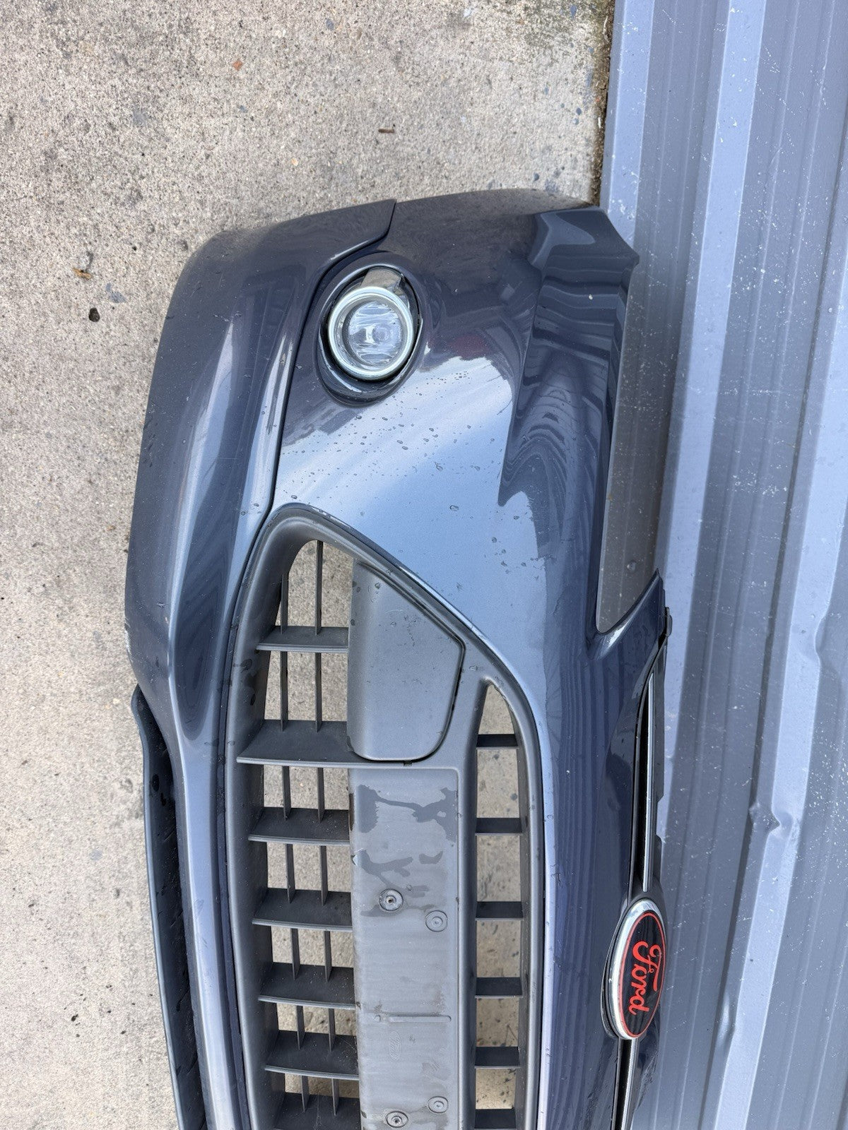 2012 FORD FIESTA MK7 - FRONT BUMPER COMPLETE Grey