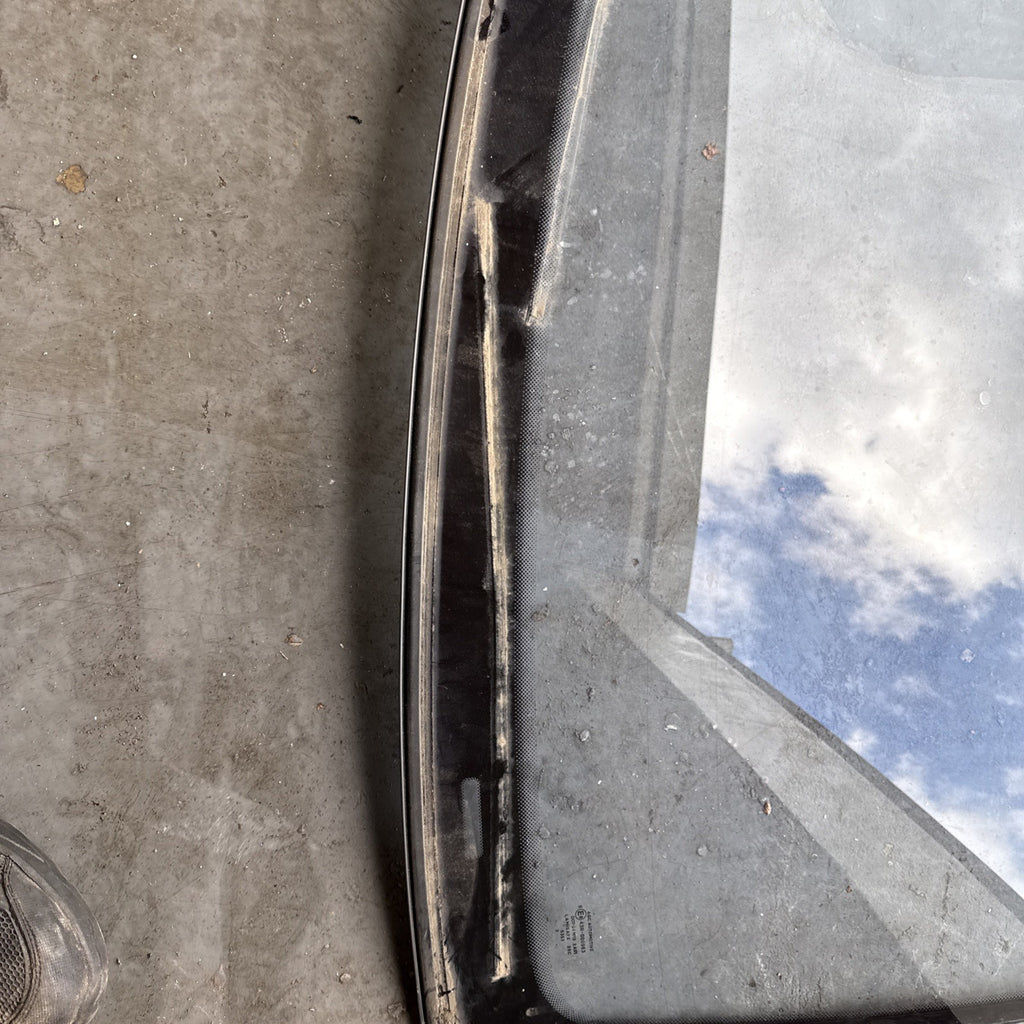 (AS) MERCEDES BENZ GENUINE W203 C COUPE PANORAMIC FRONT WINDSCREEN SCREEN GLASS