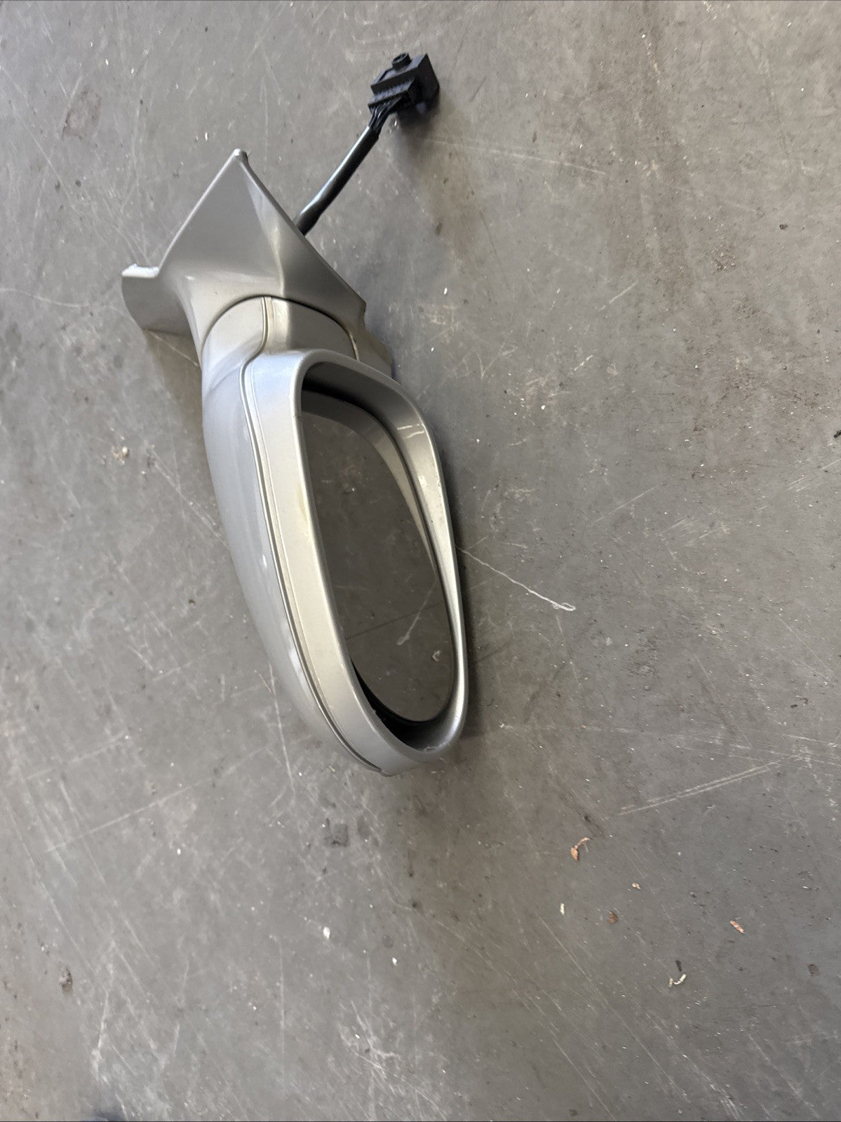 2002-2009 C209 MERCEDES CLK DOOR WING MIRROR RH IS PASSANGER SIDE  SILVER