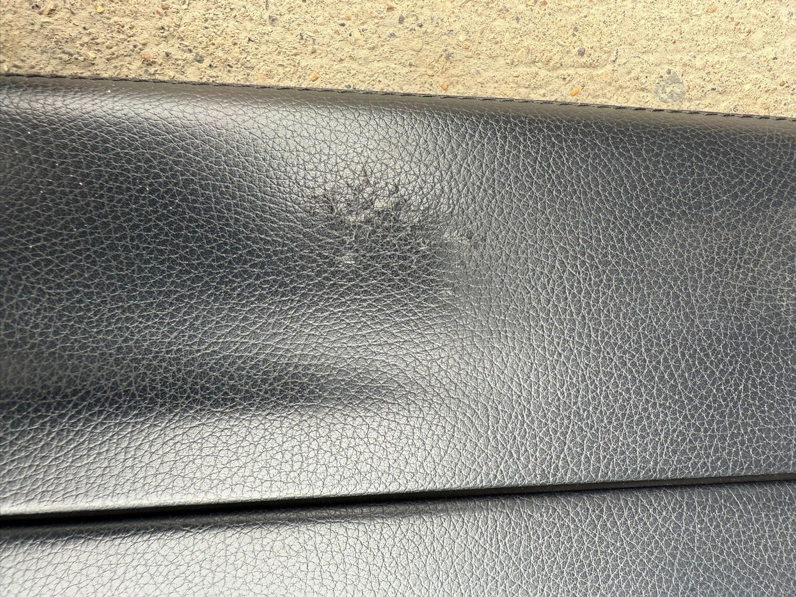 2009-2016 W212 MERCEDES E-CLASS CENTRE CONSOLE ARMREST