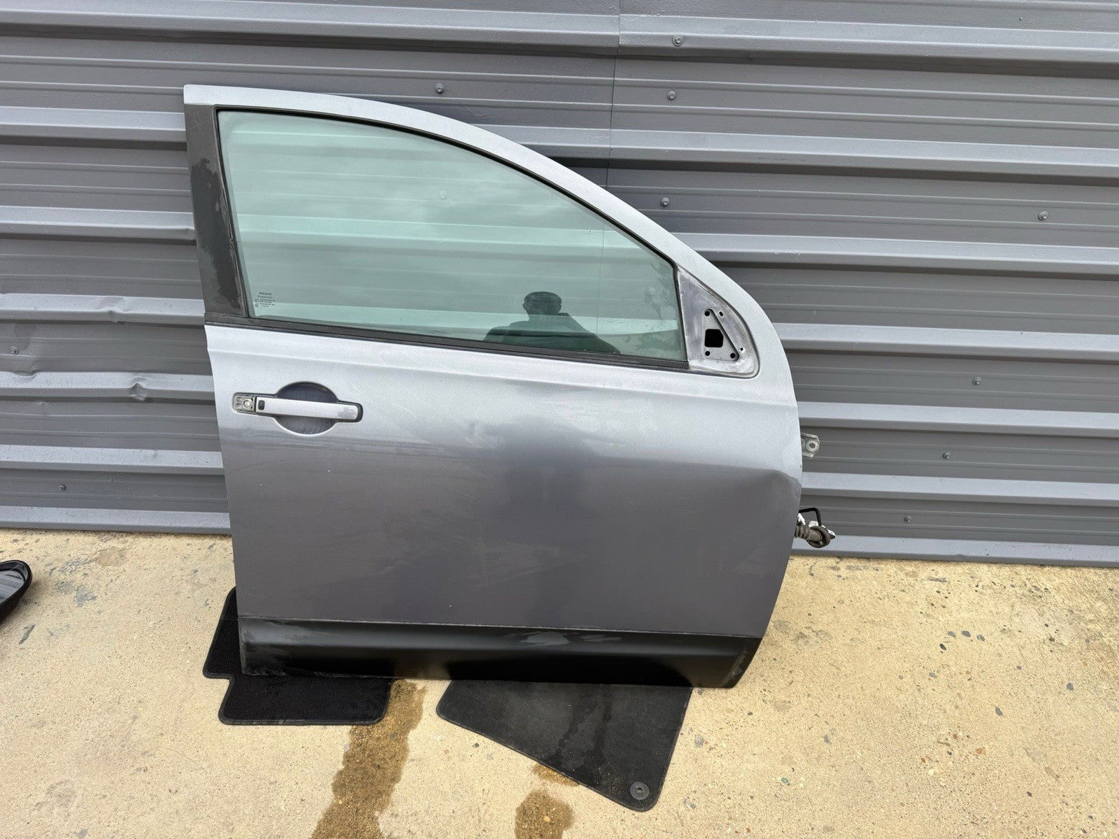 2009 NISSAN QASHQAI Hatchback Gray Drivers Right Front Door