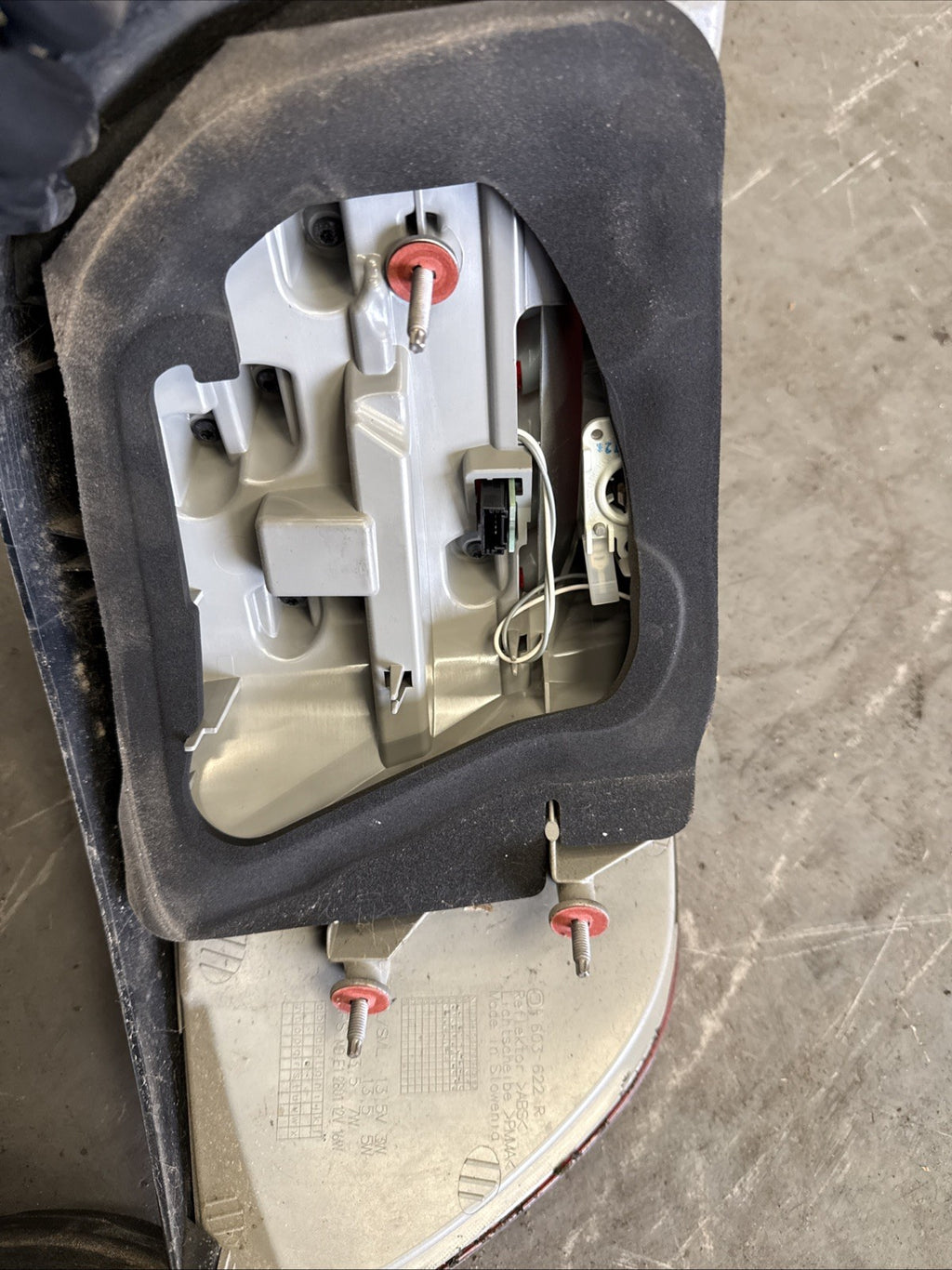 2010-2013 BMW 3 SERIES Coupe Driver Rear Tail Light  Lamp O/S 2 Door RH E92 E93