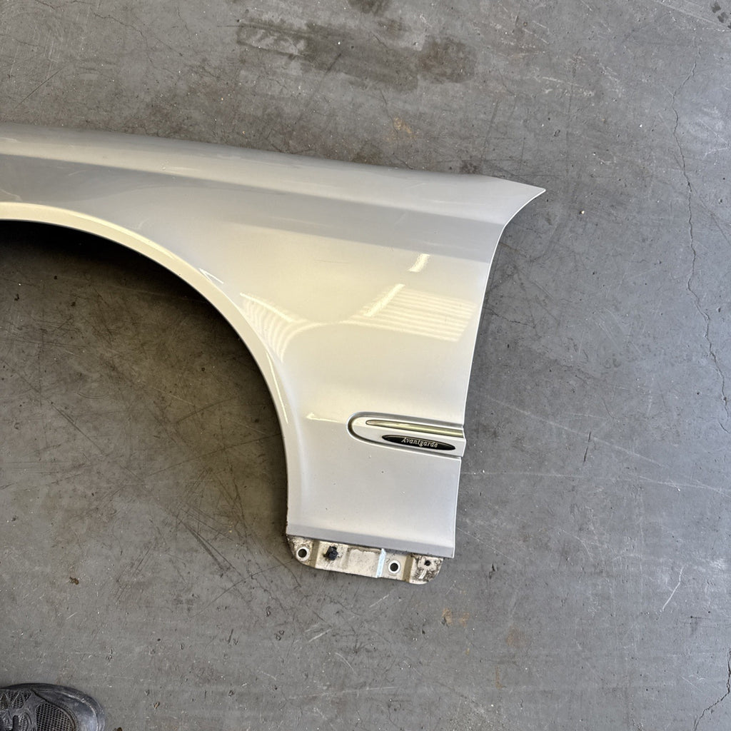 2002-2009 C209 MERCEDES CLK FRONT WING LH PASSENGER SIDE SILVER