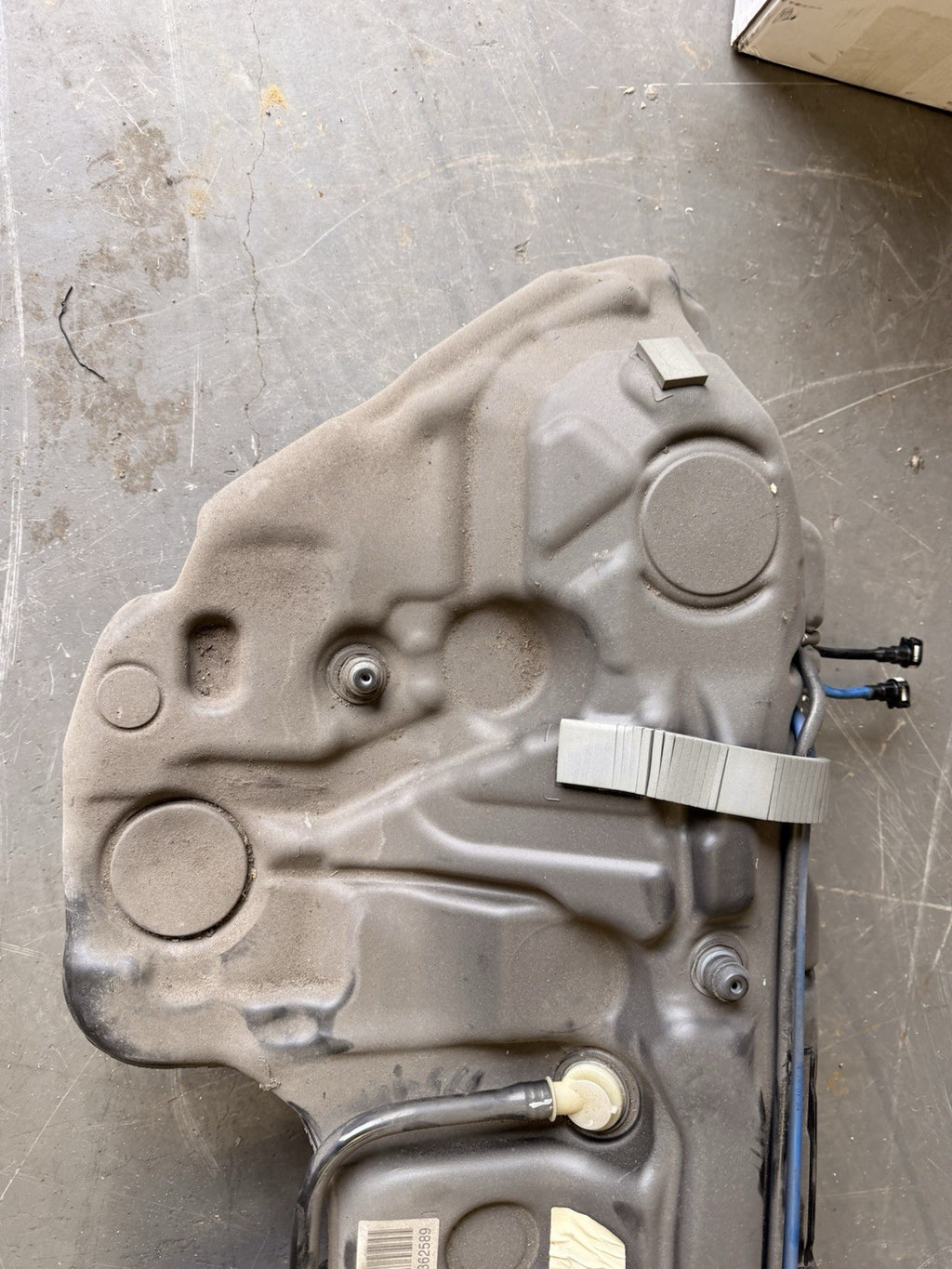 14-21 MERCEDES C CLASS C220 DSALOON W205 COMPLETE DIESEL FUEL TANK A2054705601