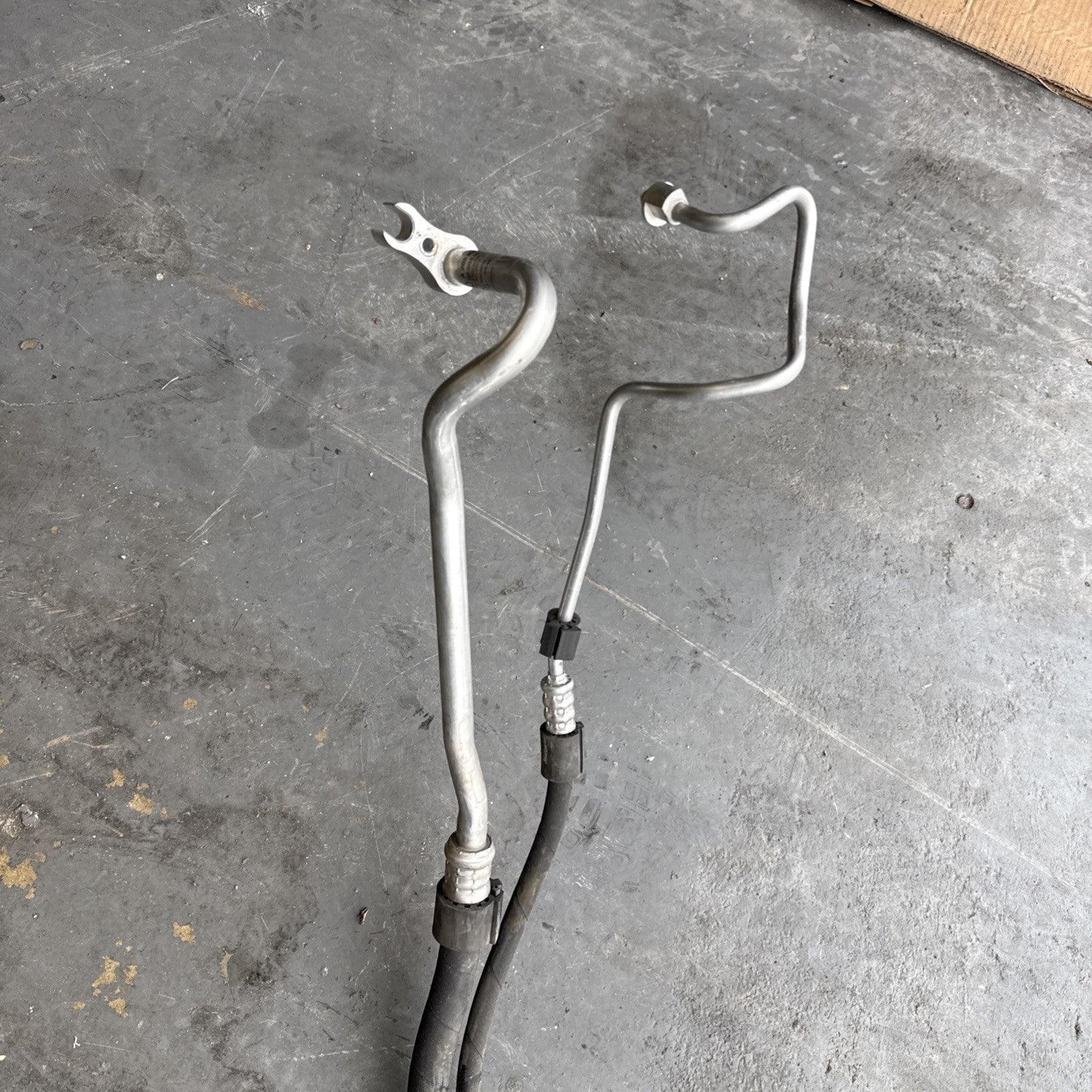 14-21 MERCEDES BENZ C220d W205 GENUINE A/C AIR CONDITIONG PIPE LINE A2058307404