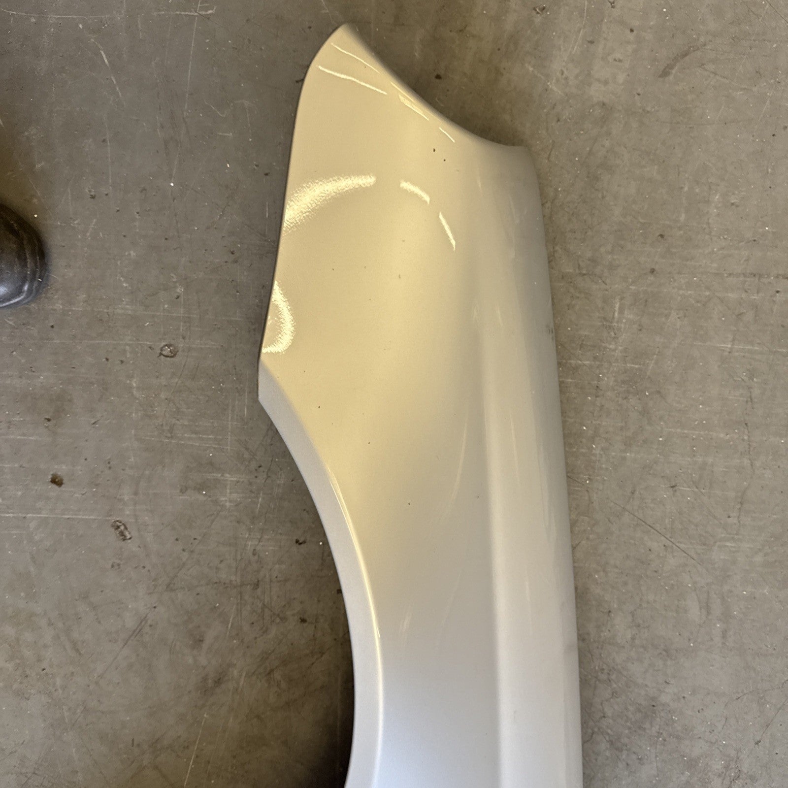 2002-2009 C209 MERCEDES CLK FRONT WING LH PASSENGER SIDE SILVER