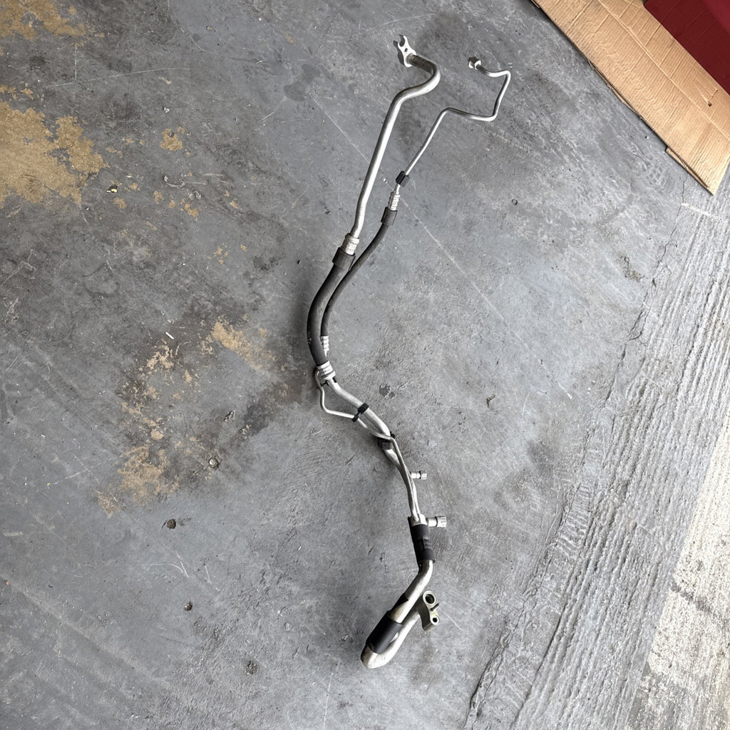 14-21 MERCEDES BENZ C220d W205 GENUINE A/C AIR CONDITIONG PIPE LINE A2058307404