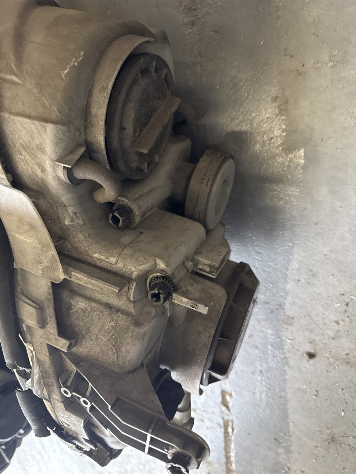 2005 MERCEDES C CLASS W203 PASSENGER SIDE LEFT HEADLIGHT A2038201359 #2