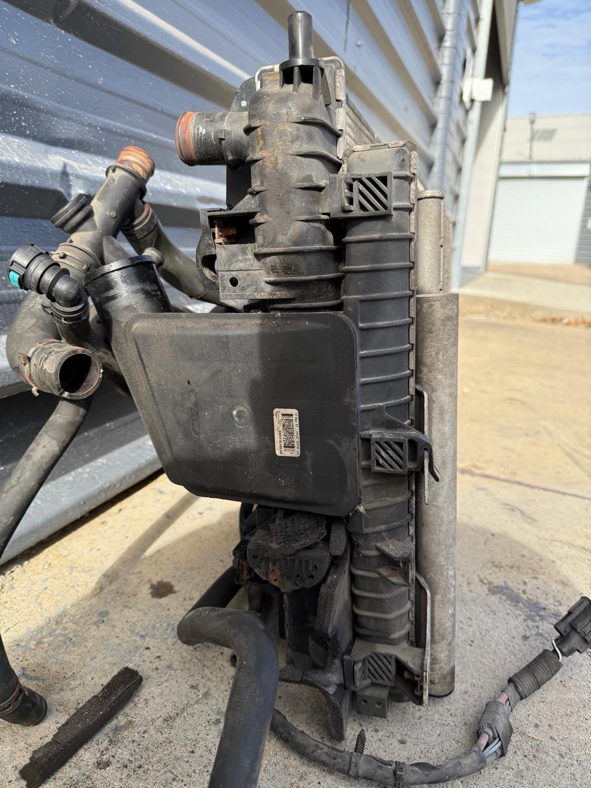 2011 JAGUAR XJ X351 3.0 SDV6 DIESEL AUTO RADIATOR PACK GENUINE AW93-9L440-AA