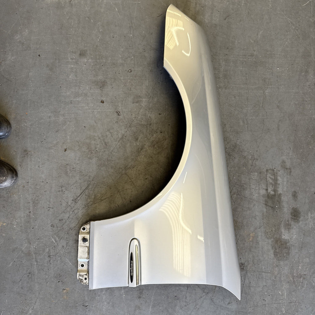 2002-2009 C209 MERCEDES CLK FRONT WING LH PASSENGER SIDE SILVER