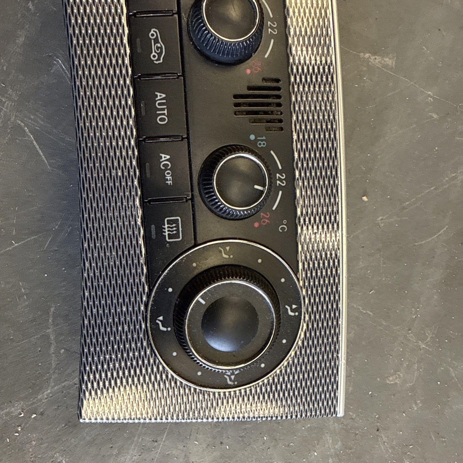 2007 MERCEDES-BENZ C CLASS W203 CLIMATE CONTROL PANEL A2038301785 #10