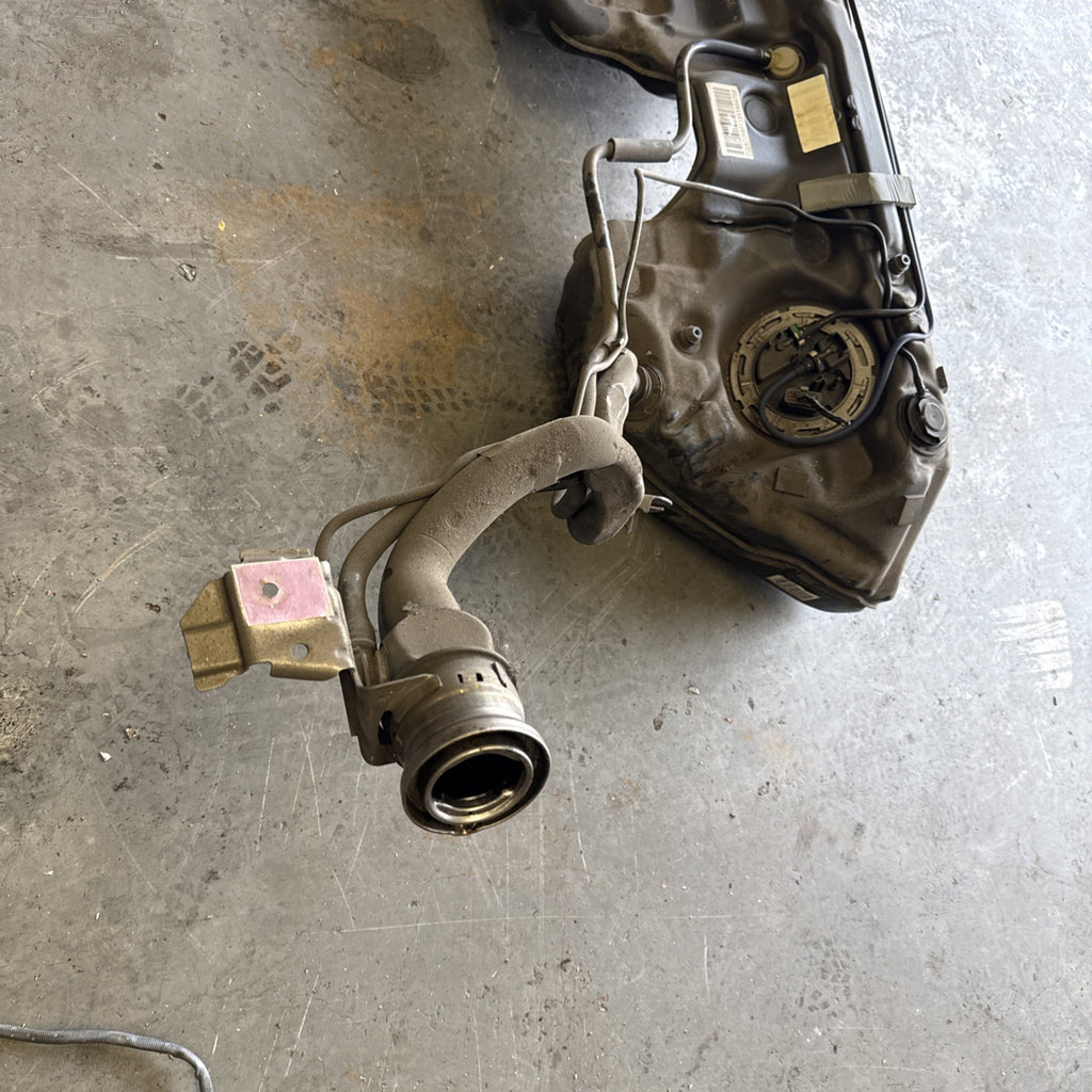 14-21 MERCEDES C CLASS C220 DSALOON W205 COMPLETE DIESEL FUEL TANK A2054705601