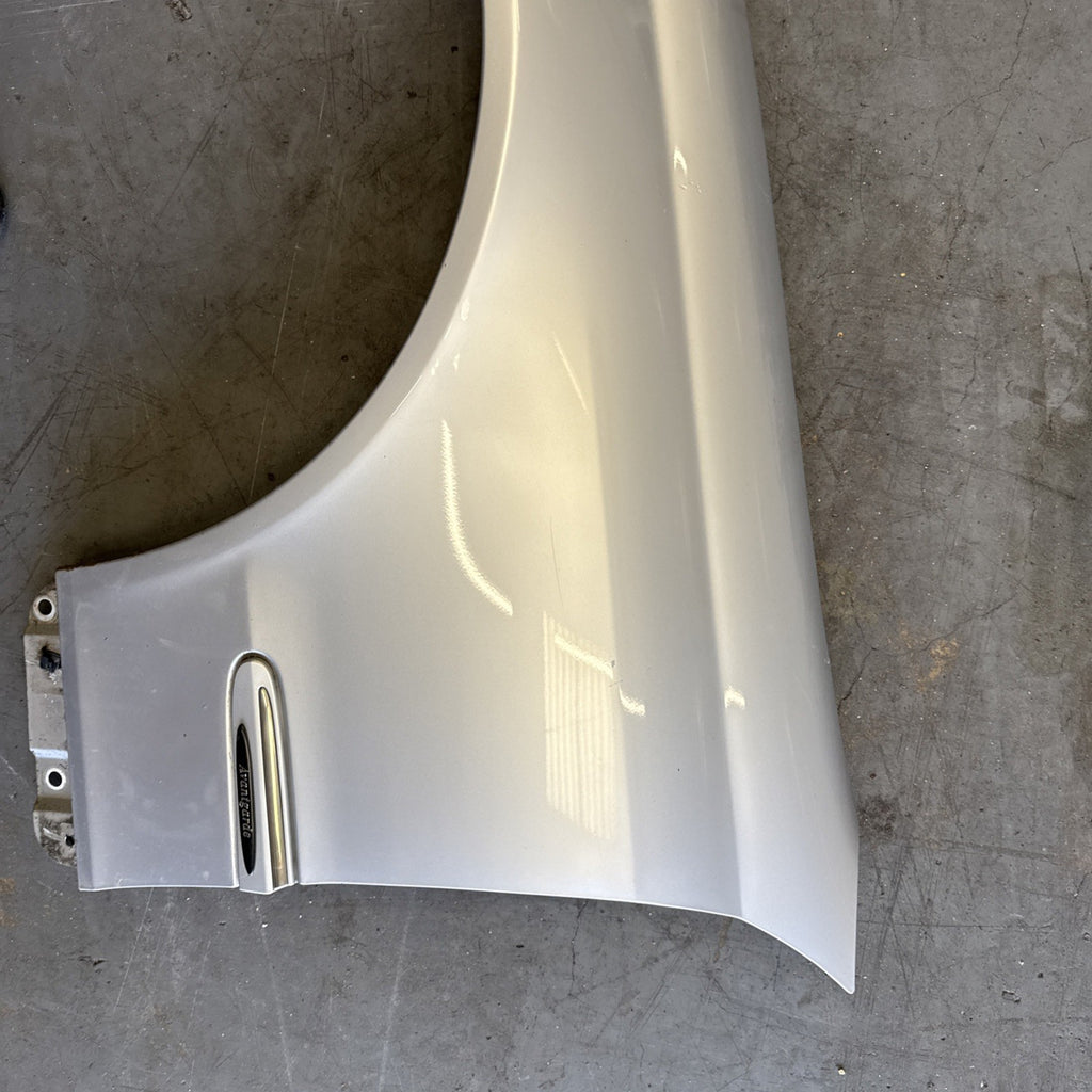 2002-2009 C209 MERCEDES CLK FRONT WING LH PASSENGER SIDE SILVER