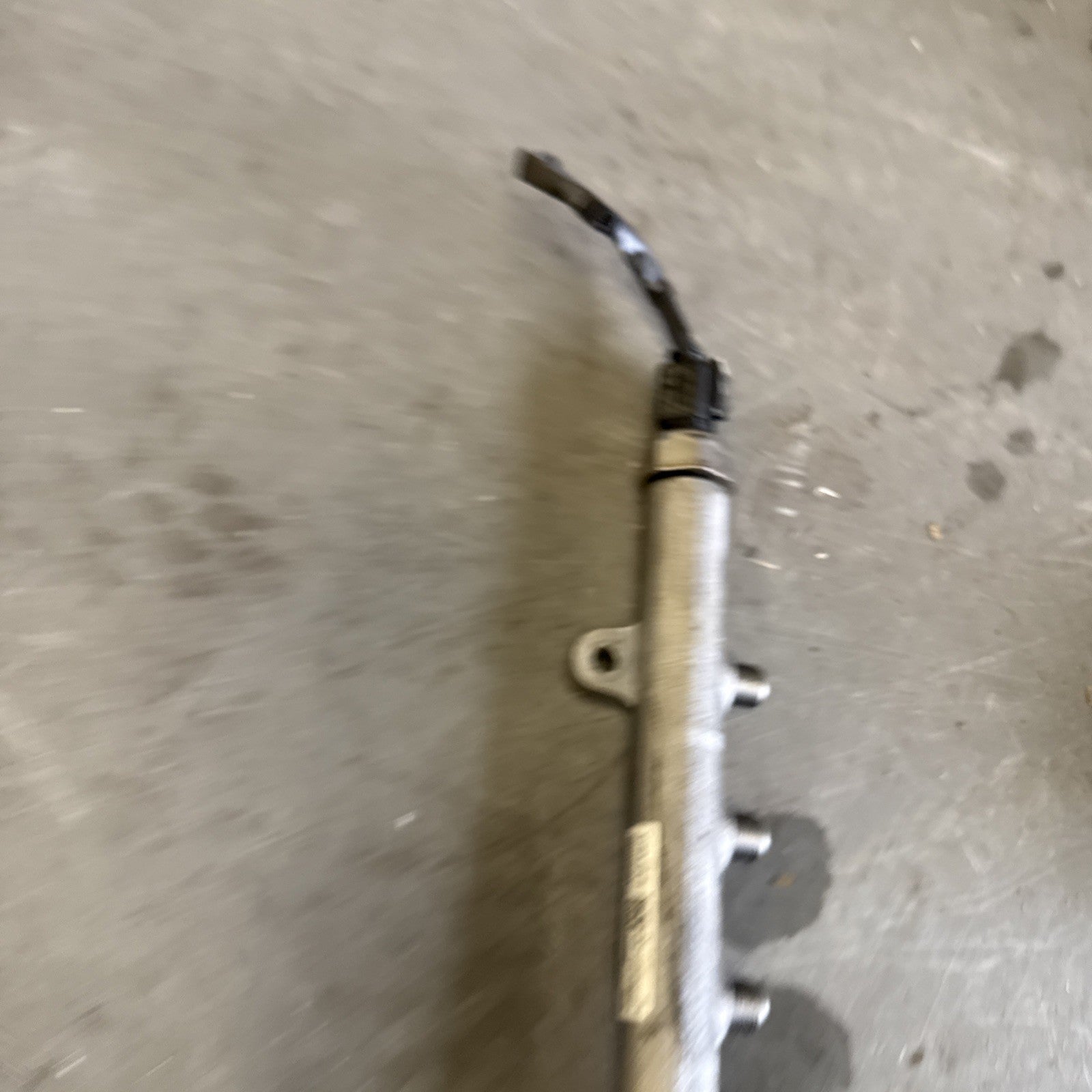 2010 MERCEDES C-CLASS C220 2.1 CDI DIESEL INJECTOR RAIL + PIPES A6510700495