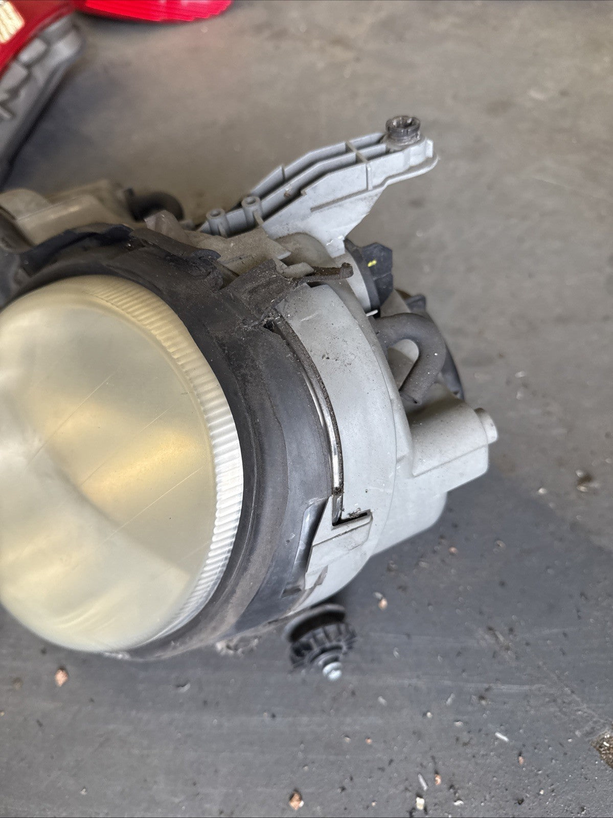 2005 MERCEDES C CLASS W203 PASSENGER SIDE LEFT HEADLIGHT A2038201359 #2